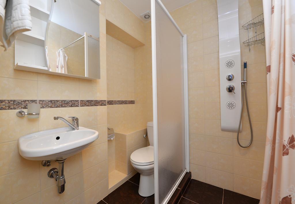 Raze Hotel Паланга Екстериор снимка